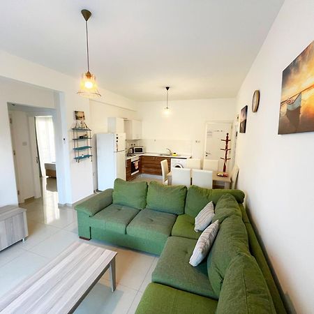Quitet Two Bedroom Apartment With Private Garden Lukomorye D2 Karavas  المظهر الخارجي الصورة